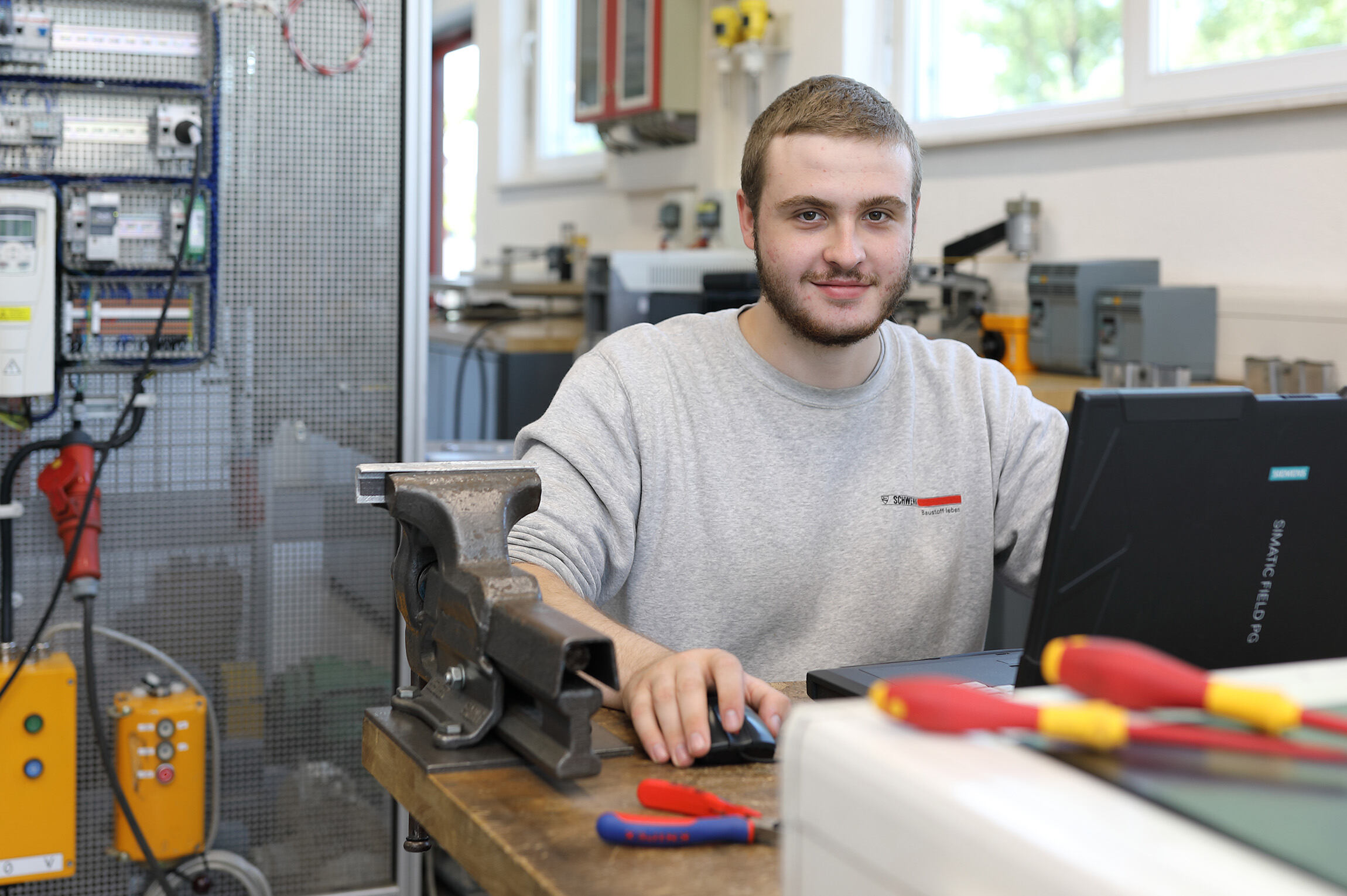 Electronics Engineer (m/f/d)