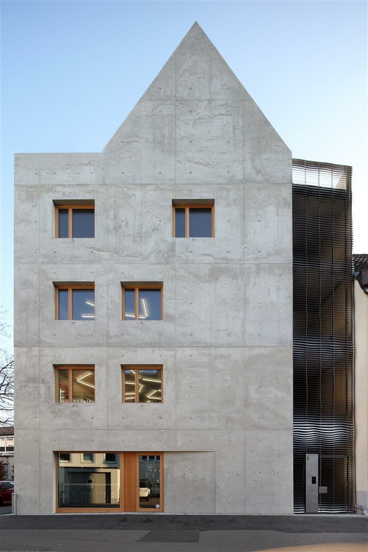Residential and commercial building Karpfengasse