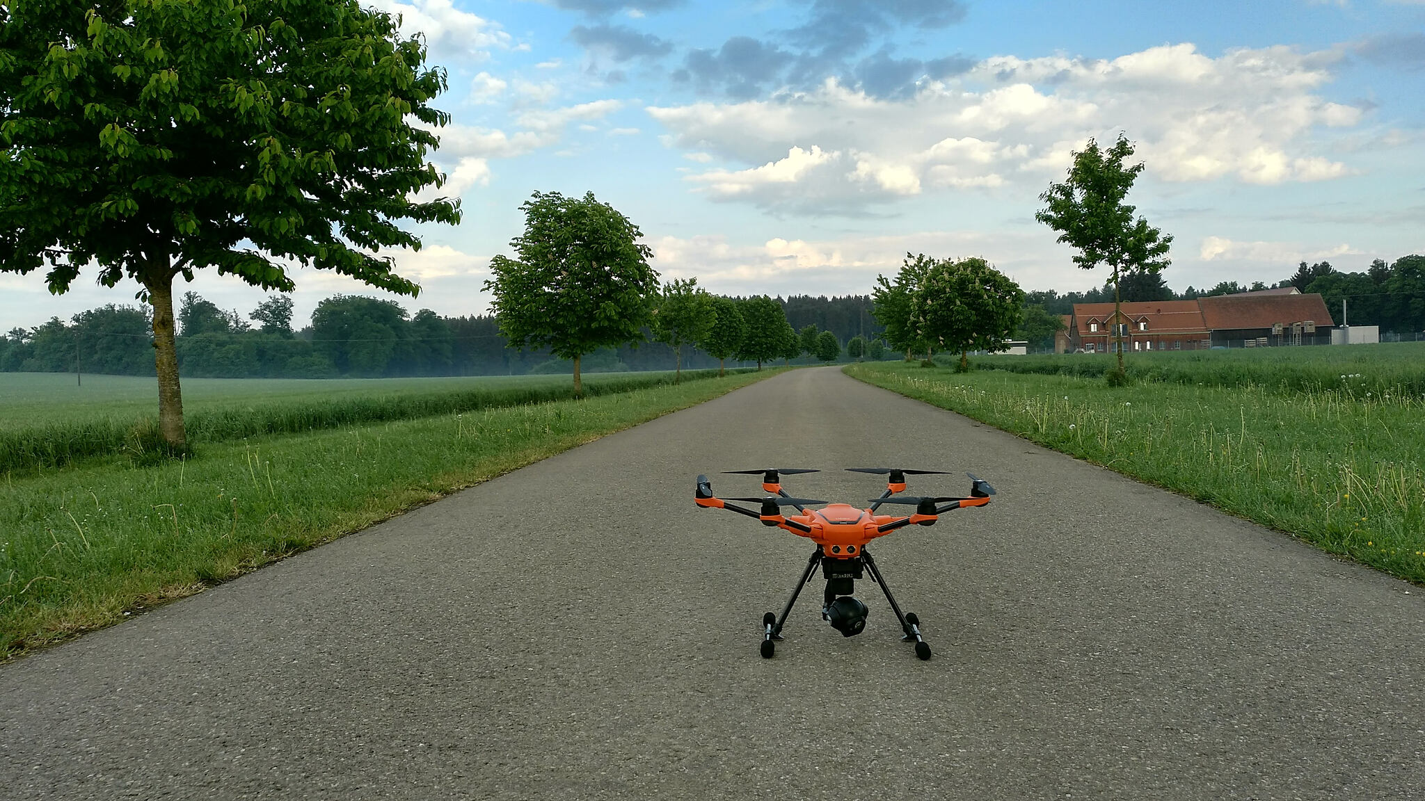 Bild 2: Drohne H520 mit Wärmebildkamera