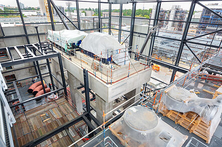 Einbau Betonkonstruktion Turbinentisch; Fotograf: Kai Abresch, www.kai-abresch.de