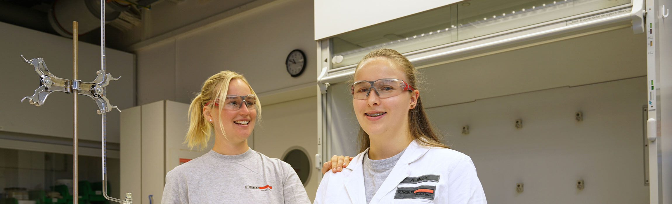 Header_Bericht_Azubi_Chemielaborant_Sick_03