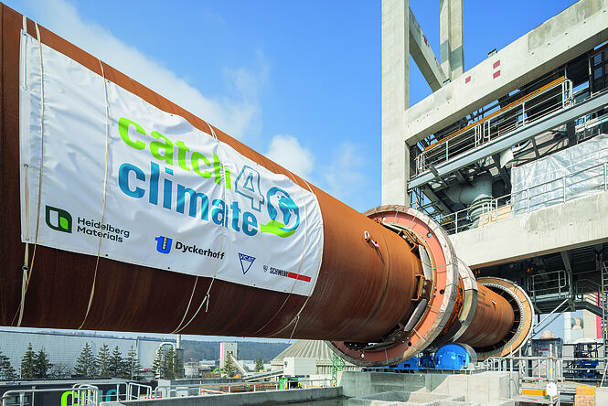 Forschungsprojekt „catch4climate“:  Große Fortschritte beim Bau der CO2-Abscheide-Anlage in Mergelstetten