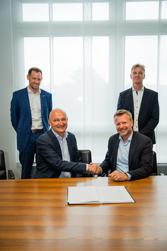 Signing_SCHWENK_TotalEnergies-01